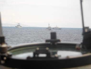 Η ναυτική δύναμη του ΝΑΤΟ SNMCMG-2 στον Σαρωνικό (φωτογραφίες)